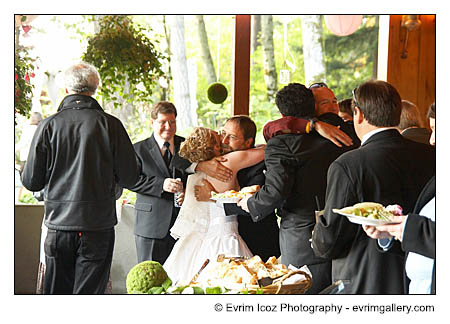 Bridal Veil Oregon Hood River Fall Wedding and Colors