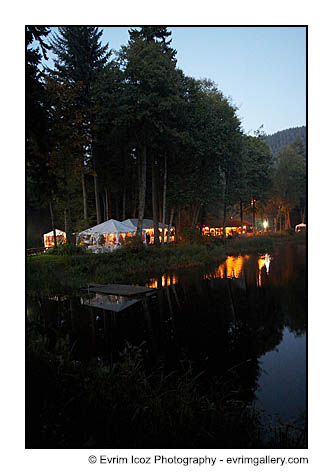 Bridal Veil Oregon Hood River Fall Wedding and Colors