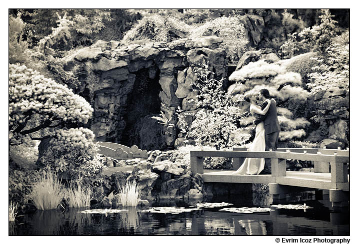 Carrie and Jayson had a great wedding at Portland Lan Su Chinese Garden with Carrie and Jayson had a great wedding at Portland Lan Su Chinese Garden with