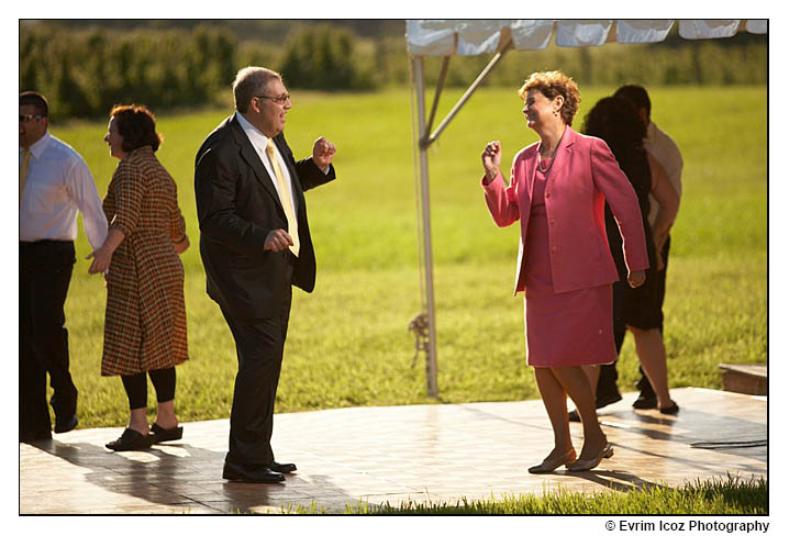 Kruger's Farm Wedding at Sauvie Island