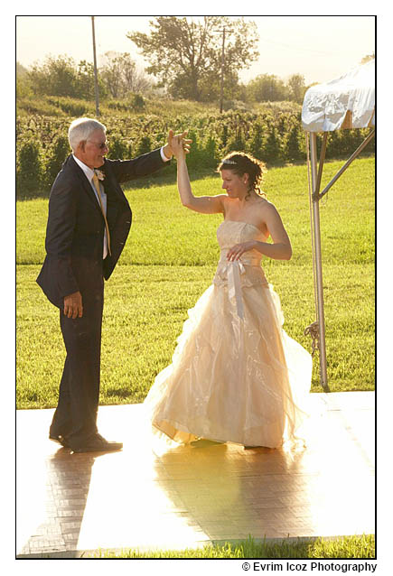 Kruger's Farm Wedding at Sauvie Island