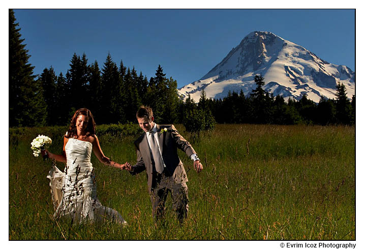 Portland Oregon Outdoor Wedding