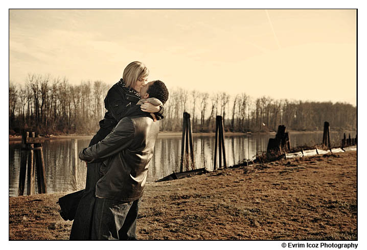 engagement-session-water-front-portland-evrim-icoz-garden-vineyards